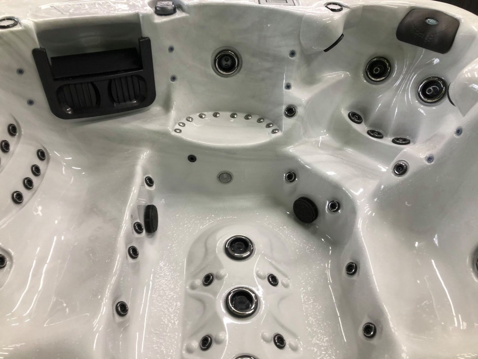 Спа-бассейн Vita Spa Rendezvous (рис.9) Спа-бассейн Vita Spa Rendezvous (рис.9)